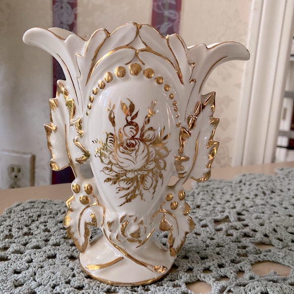 Vintage Weisley Vase - Picture 1 of 4